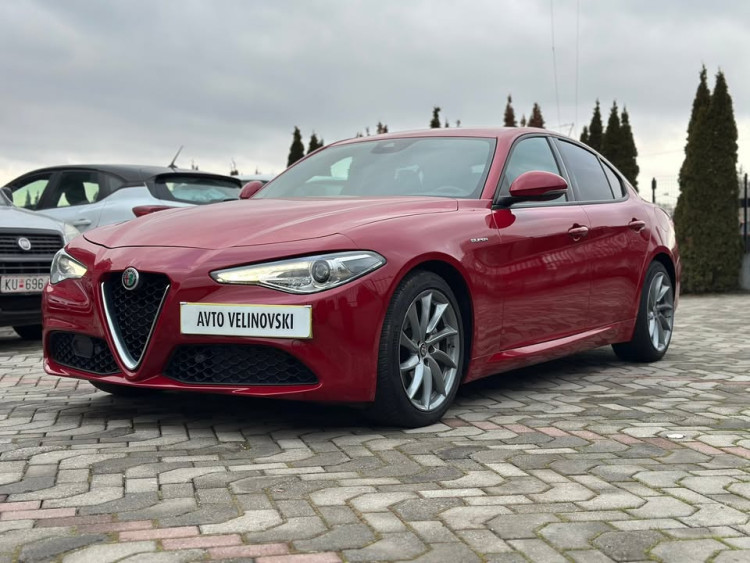 Alfa Romeo Giulia 2.2 JTDm 2020g.

-